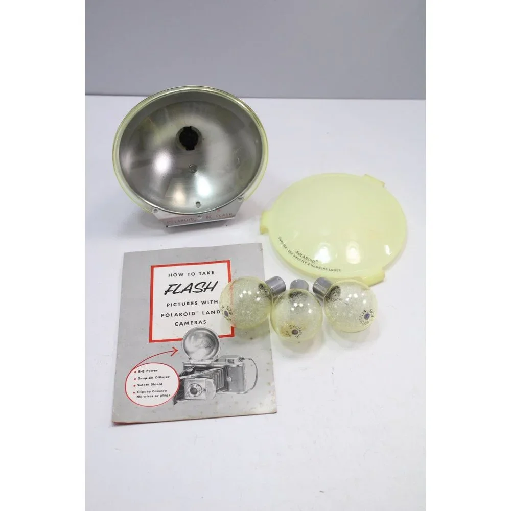 Polaroid BC Flash Model 281 w/ Bulbs & Diffuser 88933